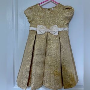 Gymboree dress for kids. Color Gold, size 3T